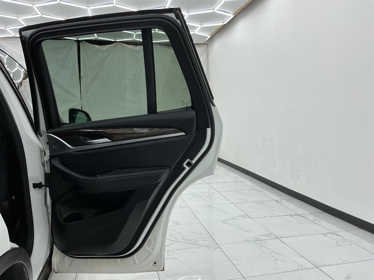 BMW X3 xDrive30i Sports Activity Vehicle 2021