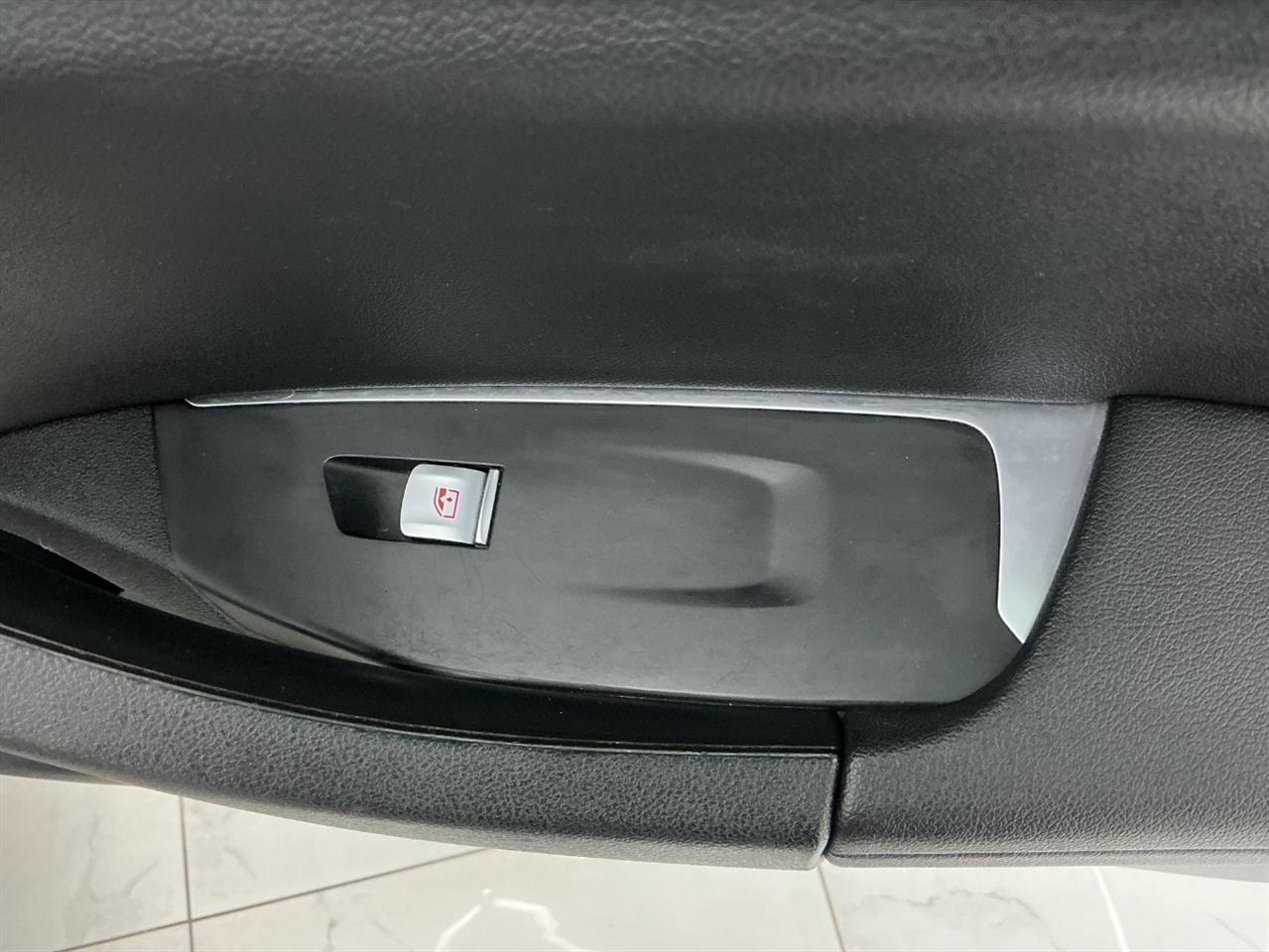 BMW X3 xDrive30i Sports Activity Vehicle 2021