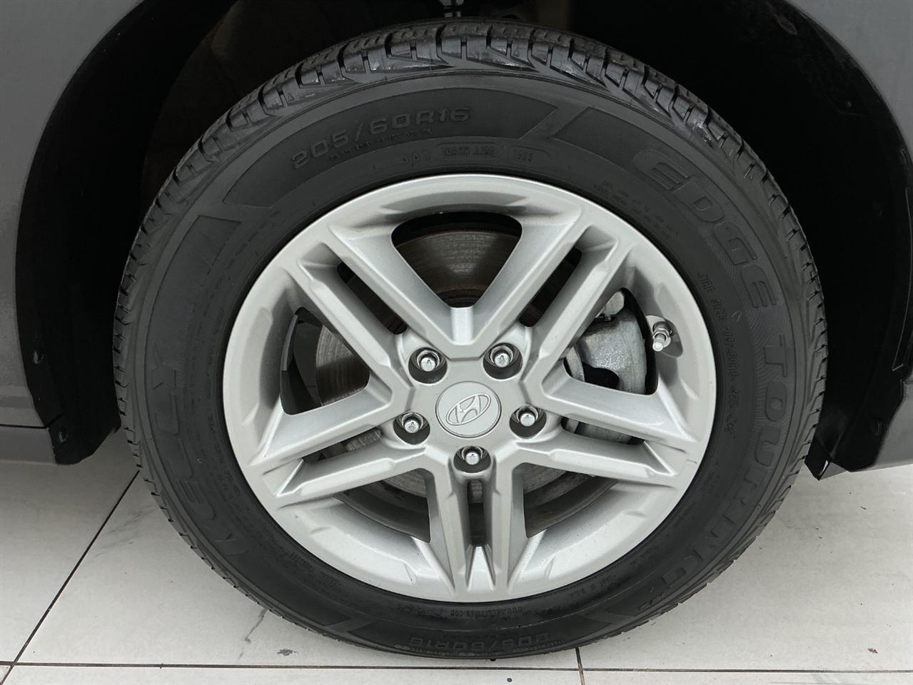 Hyundai Kona SE Auto AWD 2020
