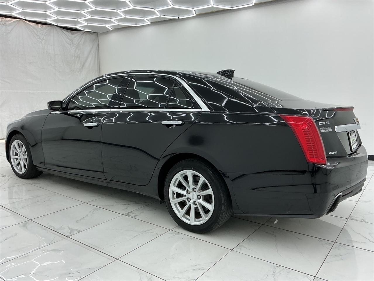 Cadillac CTS 4dr Sdn 2.0L Turbo AWD 2017