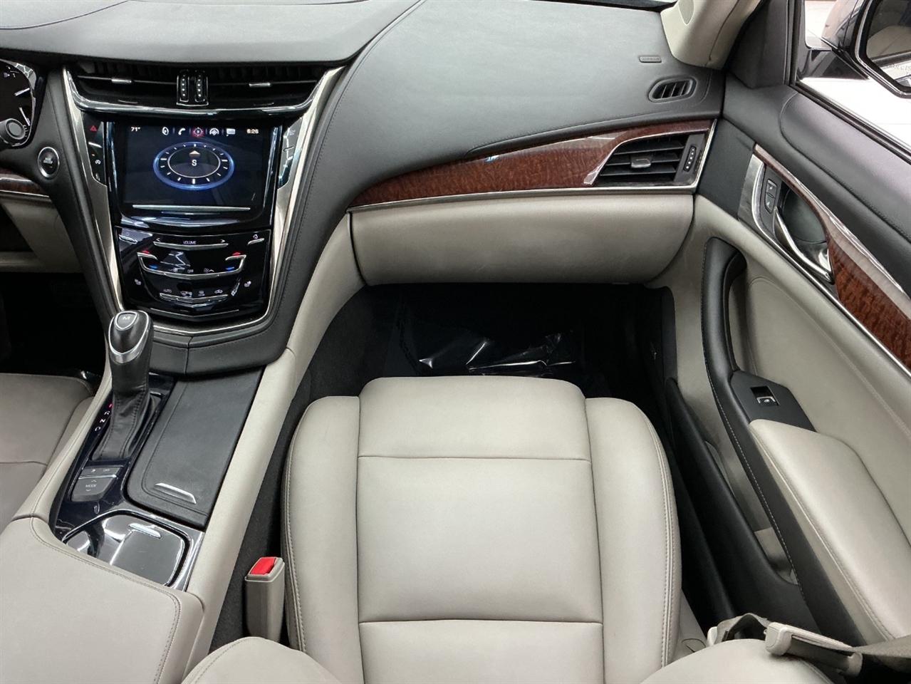 Cadillac CTS 4dr Sdn 2.0L Turbo AWD 2017