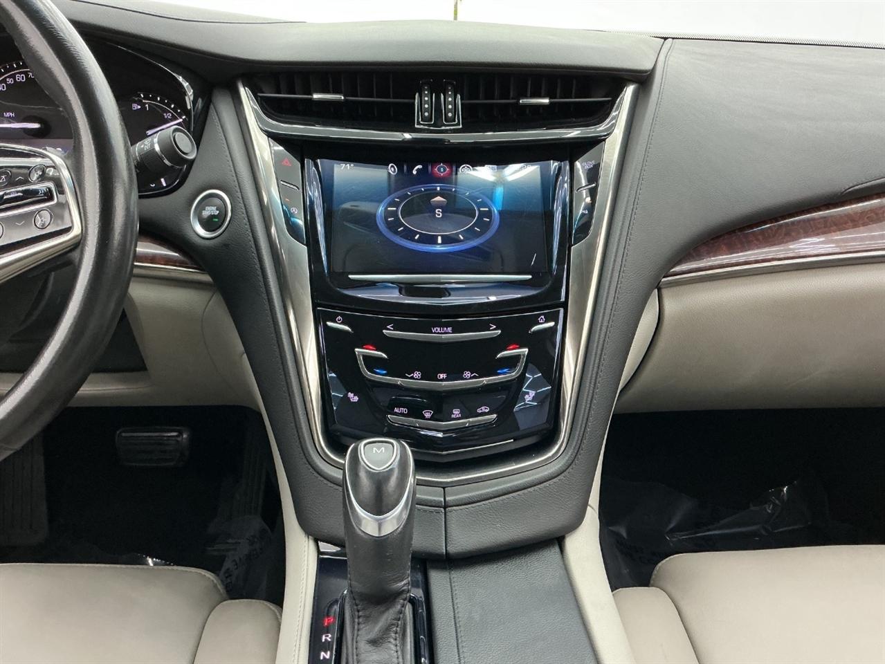 Cadillac CTS 4dr Sdn 2.0L Turbo AWD 2017