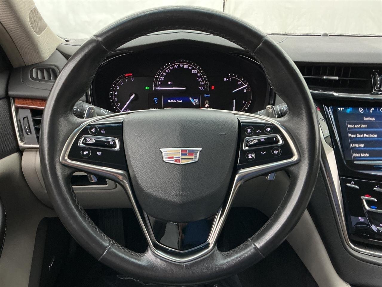 Cadillac CTS 4dr Sdn 2.0L Turbo AWD 2017