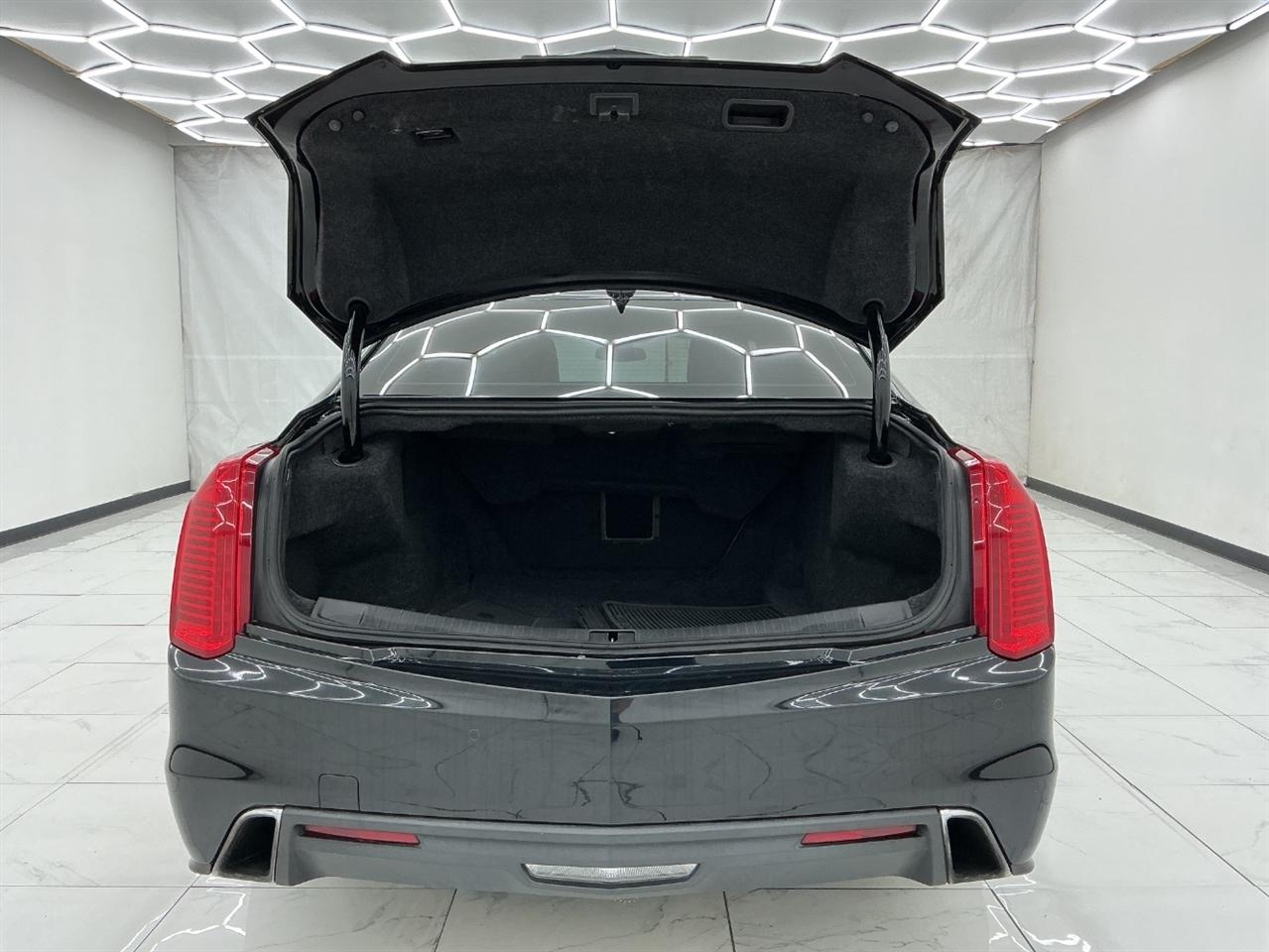 Cadillac CTS 4dr Sdn 2.0L Turbo AWD 2017