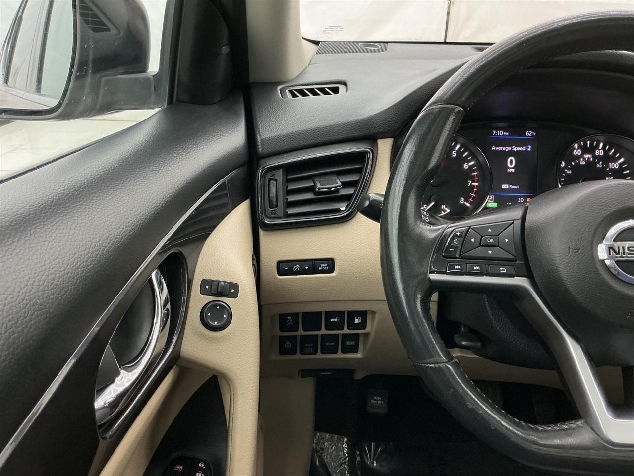 Nissan Rogue AWD SV 2018