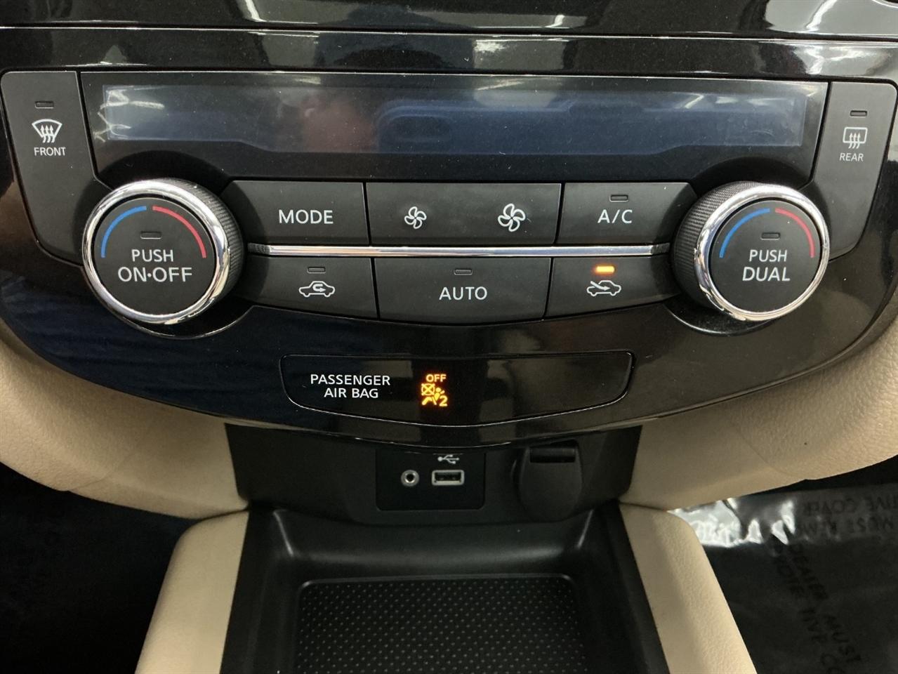 Nissan Rogue AWD SV 2018