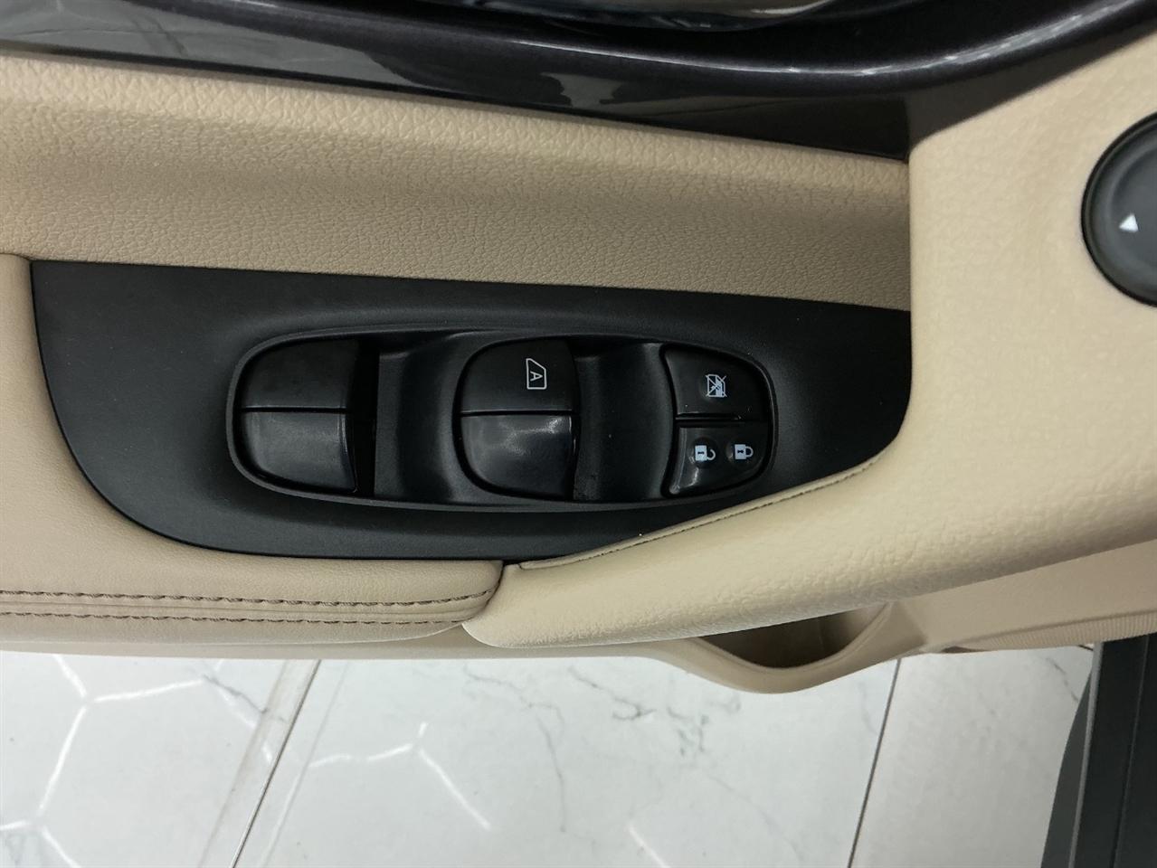 Nissan Rogue AWD SV 2018