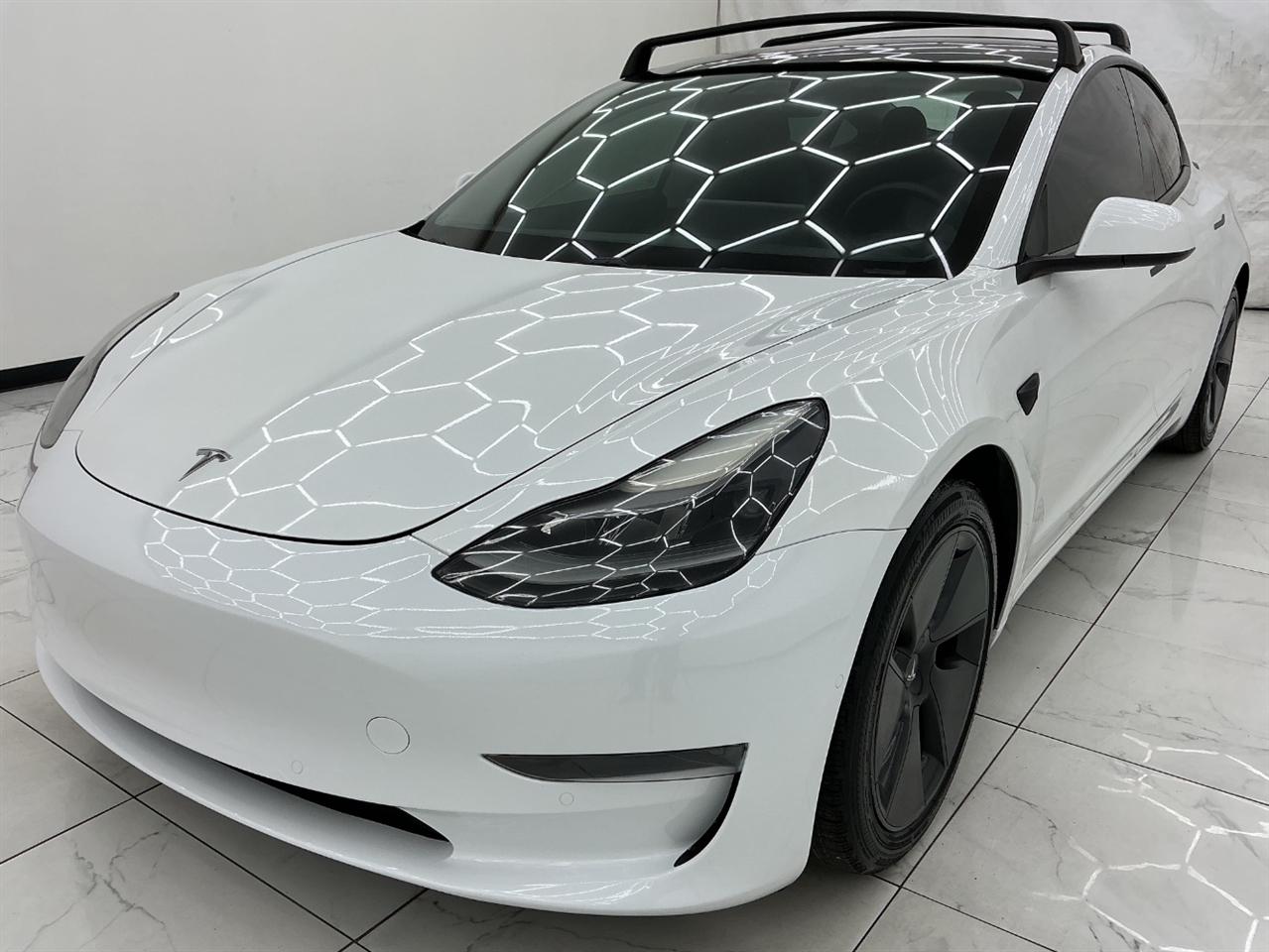 Tesla Model 3 Standard Range Plus RWD 2021