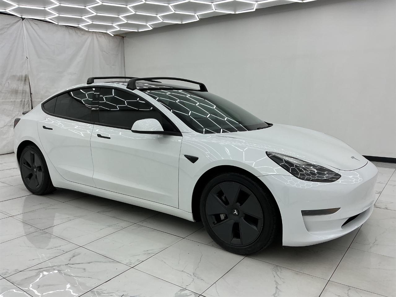 Tesla Model 3 Standard Range Plus RWD 2021