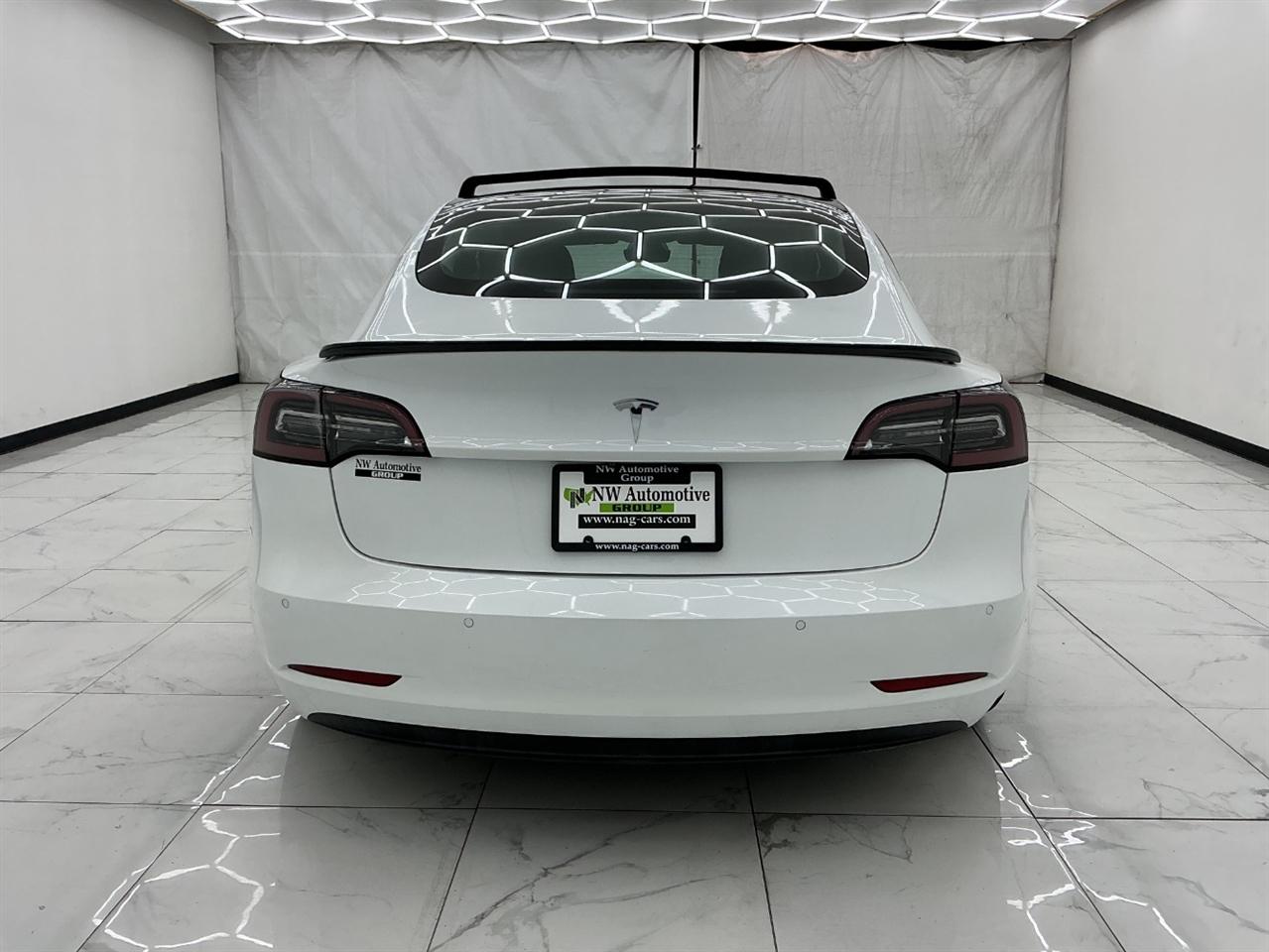 Tesla Model 3 Standard Range Plus RWD 2021