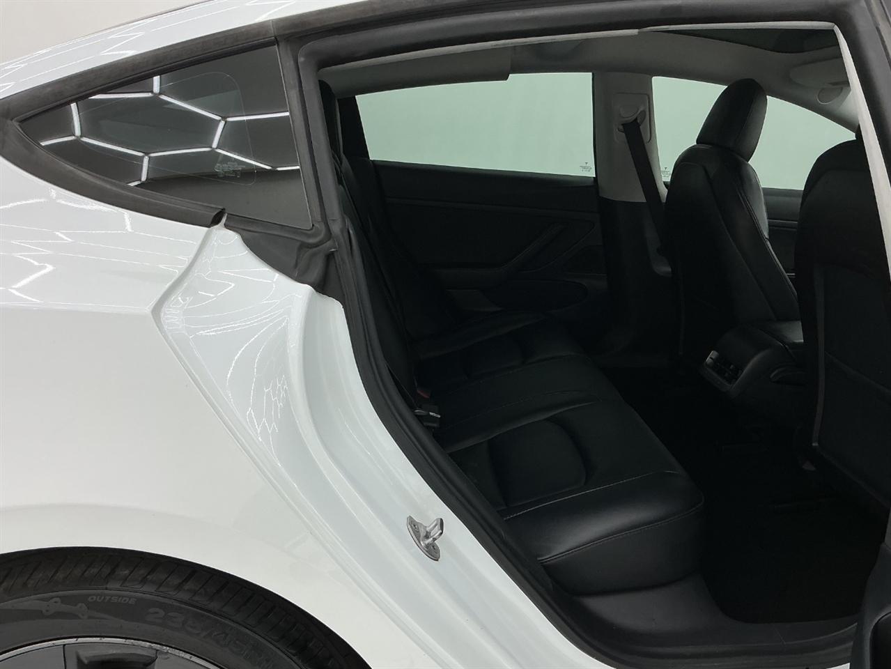 Tesla Model 3 Standard Range Plus RWD 2021