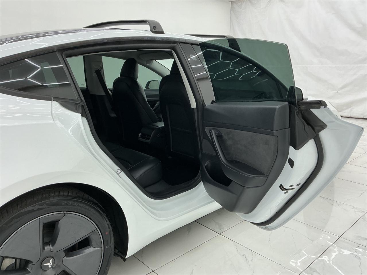 Tesla Model 3 Standard Range Plus RWD 2021