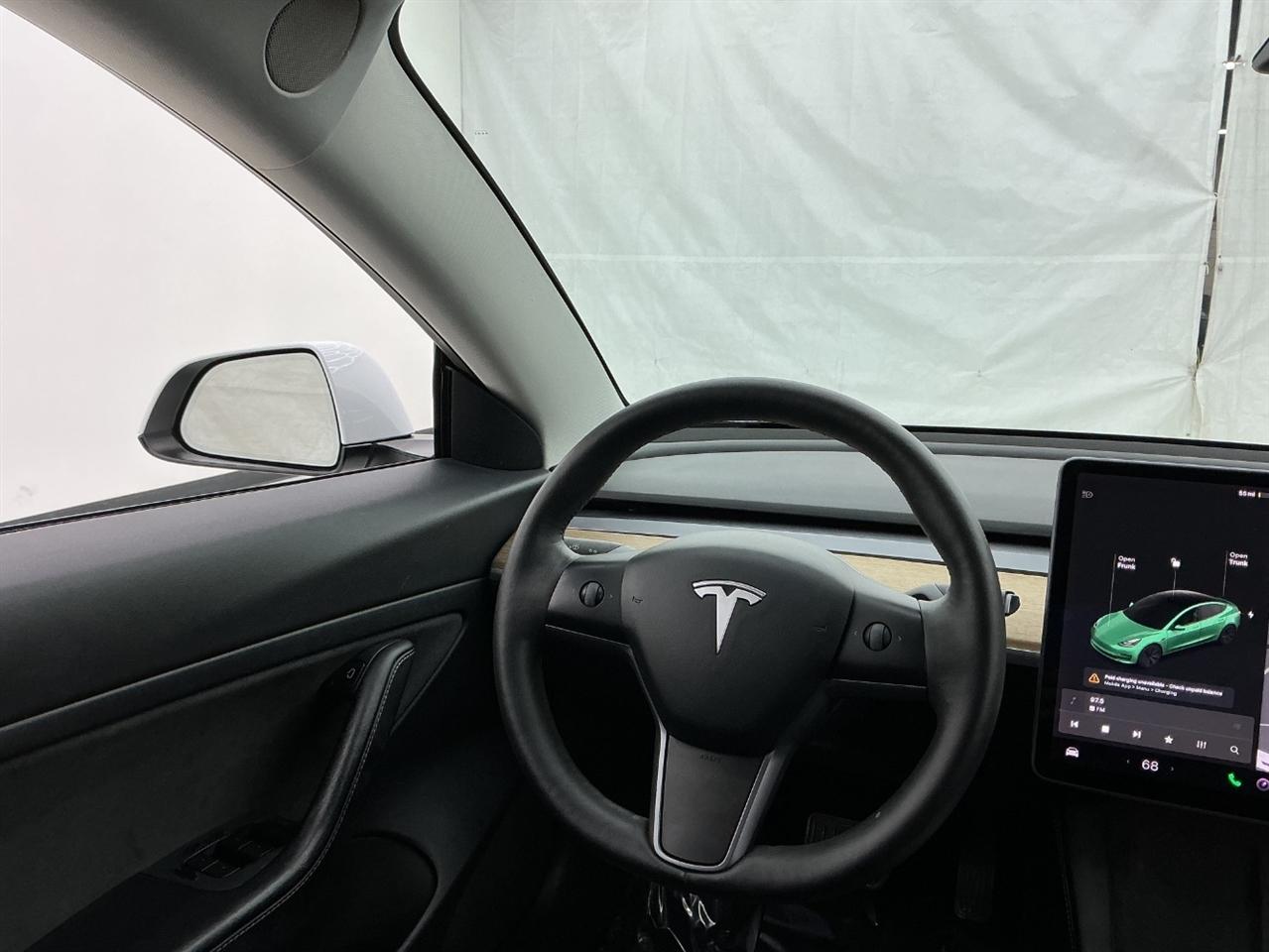 Tesla Model 3 Standard Range Plus RWD 2021
