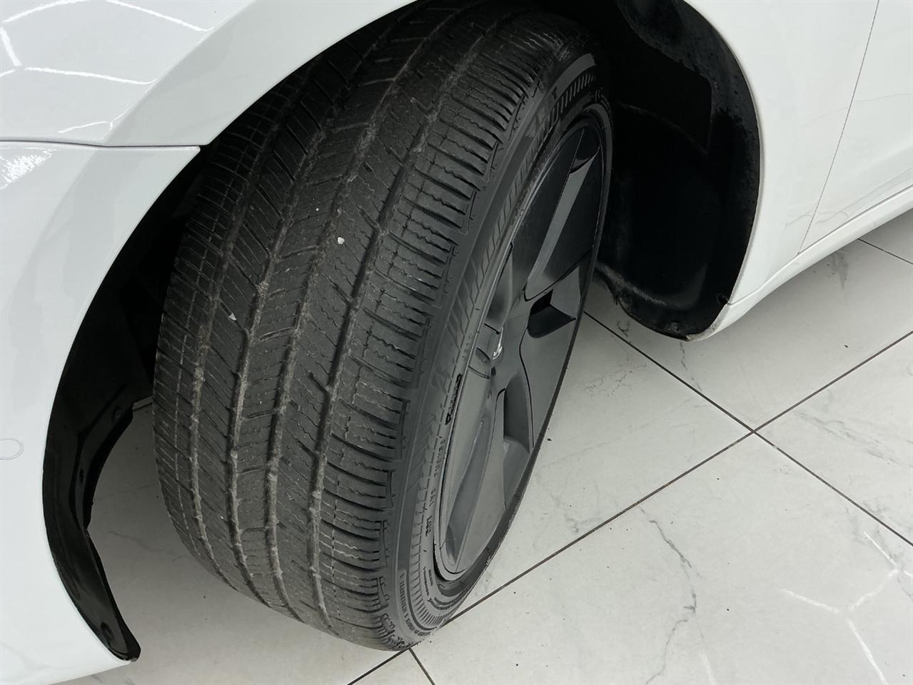 Tesla Model 3 Standard Range Plus RWD 2021