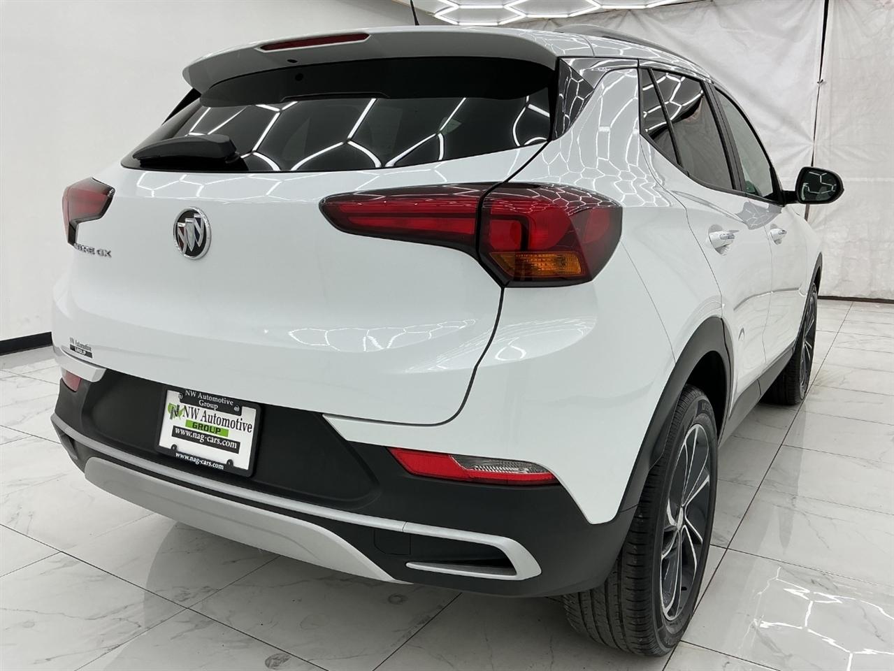 Buick Encore GX FWD 4dr Select 2021