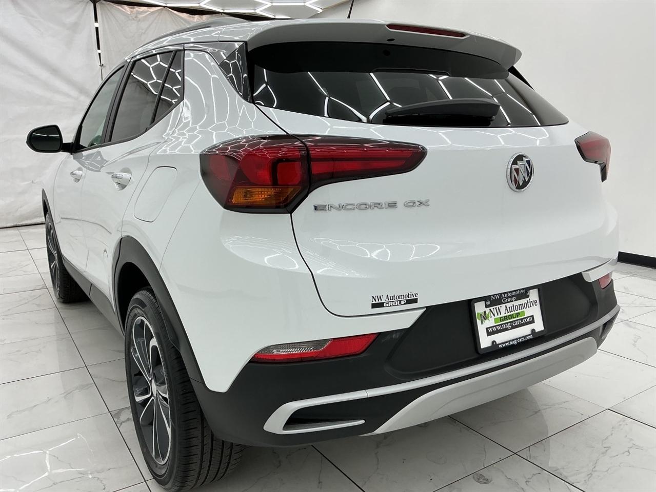 Buick Encore GX FWD 4dr Select 2021