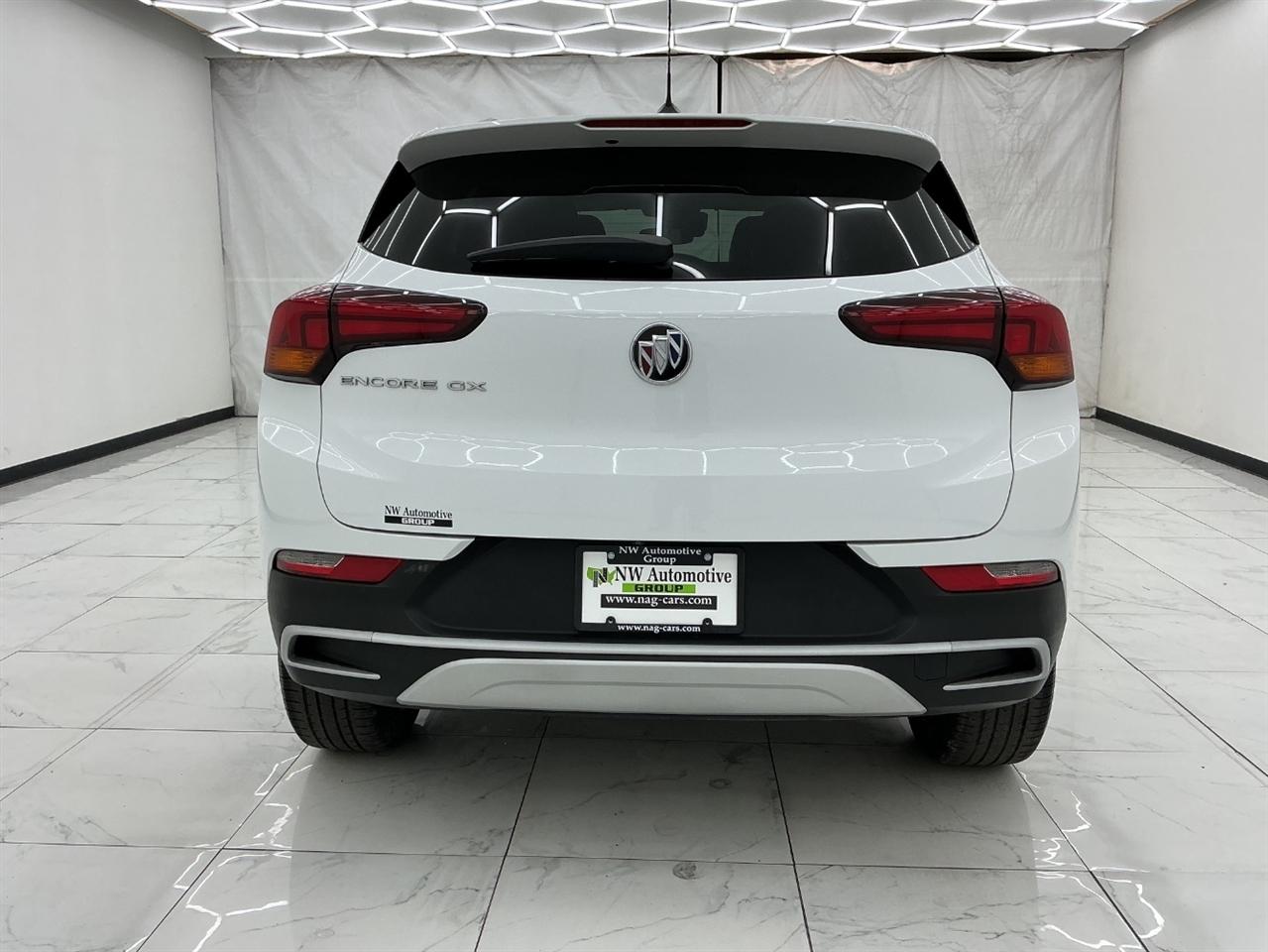 Buick Encore GX FWD 4dr Select 2021