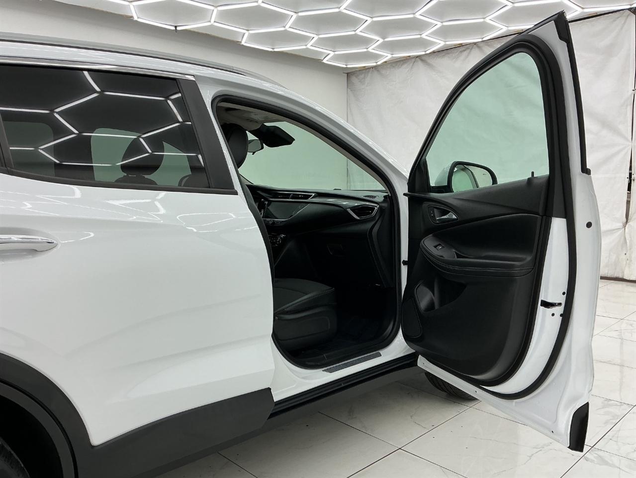 Buick Encore GX FWD 4dr Select 2021