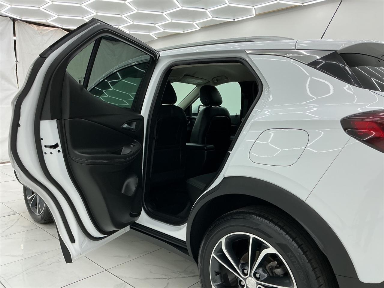 Buick Encore GX FWD 4dr Select 2021