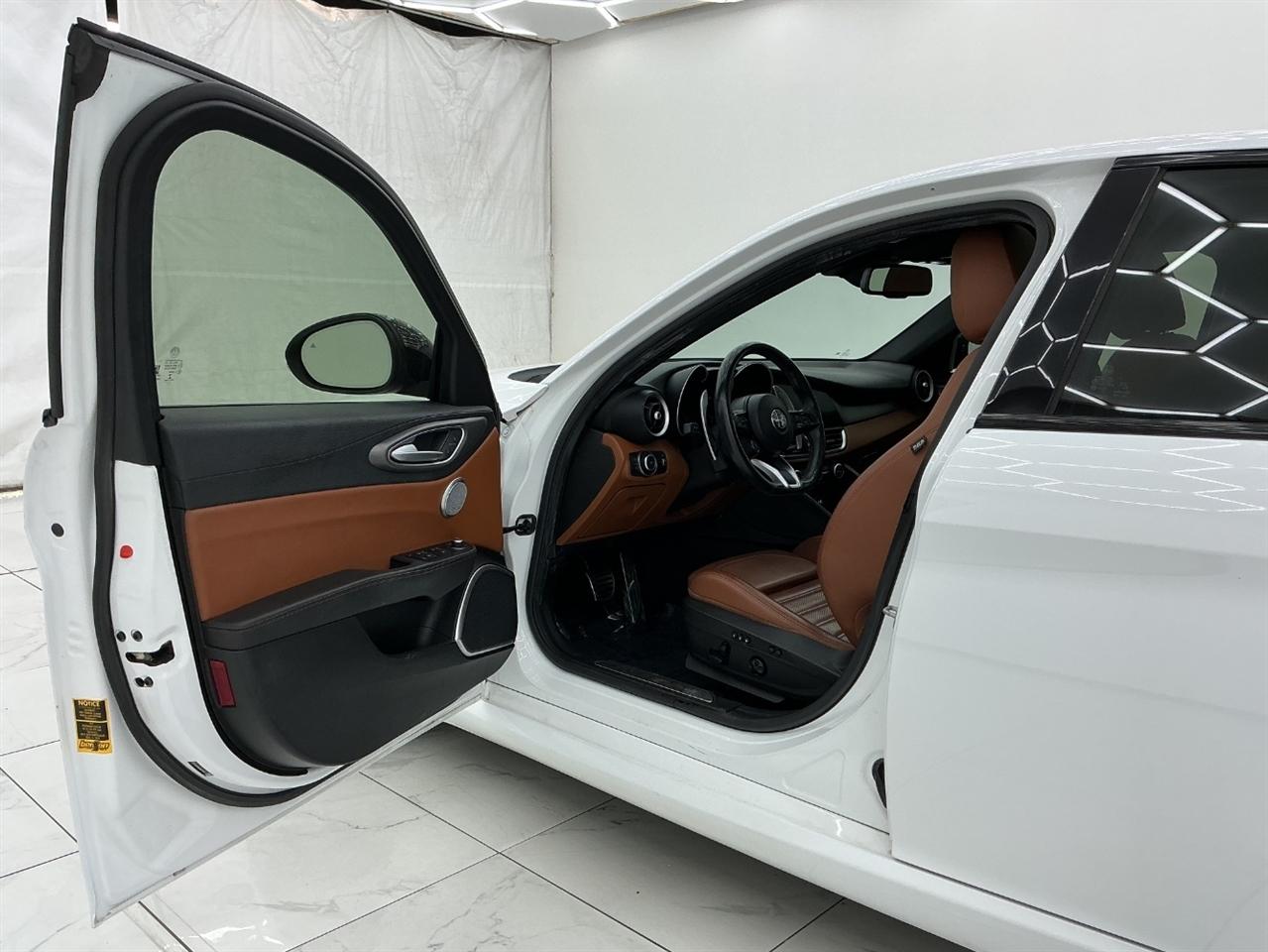 Alfa Romeo Giulia Ti Sport AWD 2020