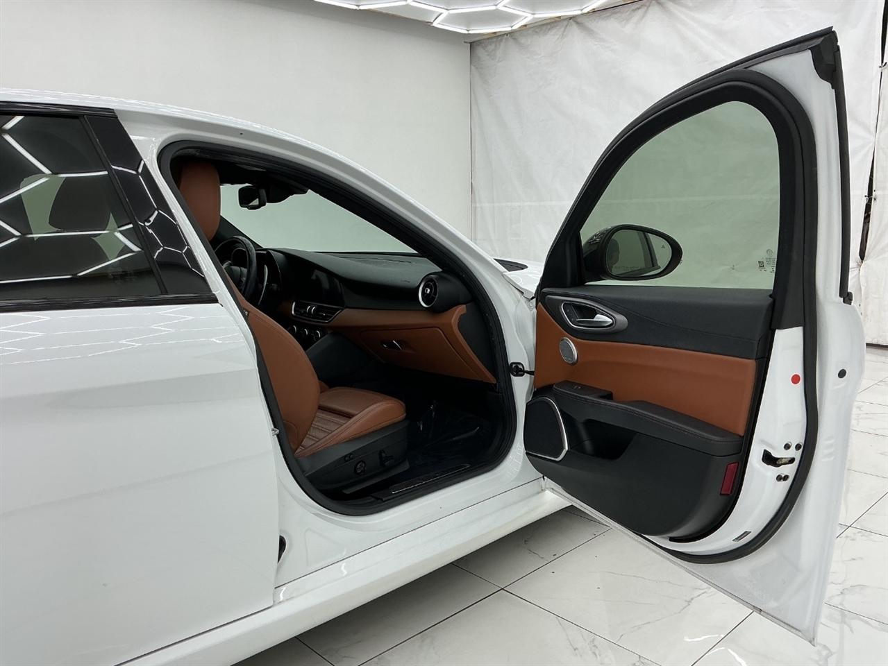Alfa Romeo Giulia Ti Sport AWD 2020