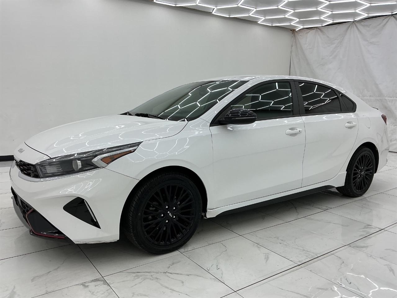 Kia Forte GT-Line IVT 2024