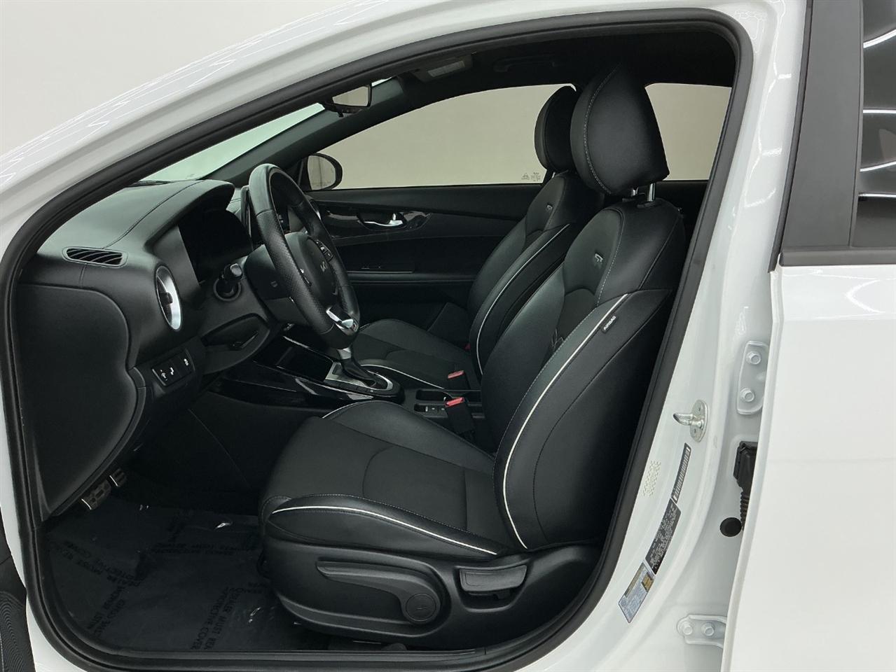 Kia Forte GT-Line IVT 2024