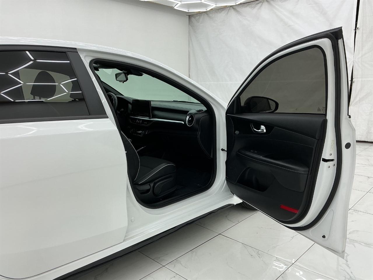 Kia Forte GT-Line IVT 2024