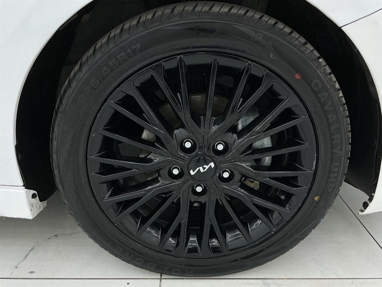 Kia Forte GT-Line IVT 2024