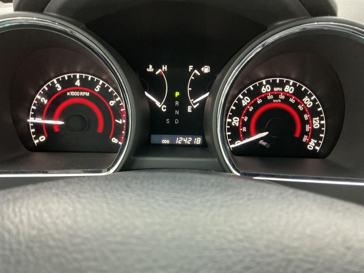 Toyota Highlander 4WD 4dr V6 (Natl) 2012