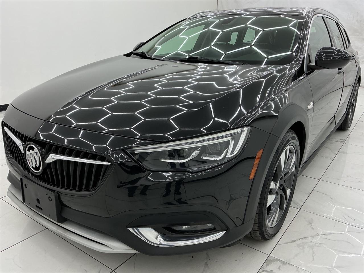 Buick Regal TourX 5dr Wgn Essence AWD 2018