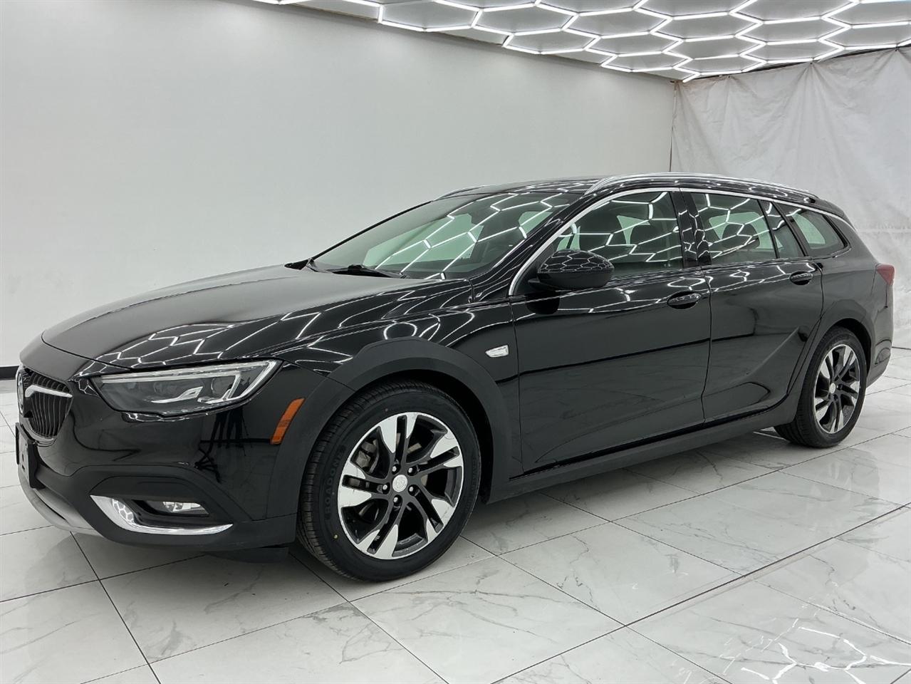 Buick Regal TourX 5dr Wgn Essence AWD 2018