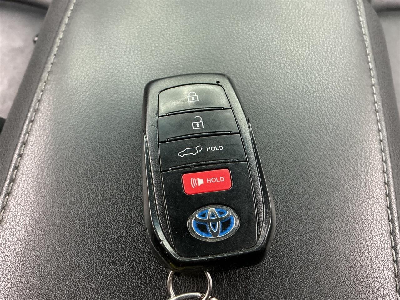 Toyota Venza Limited AWD (Natl) 2022