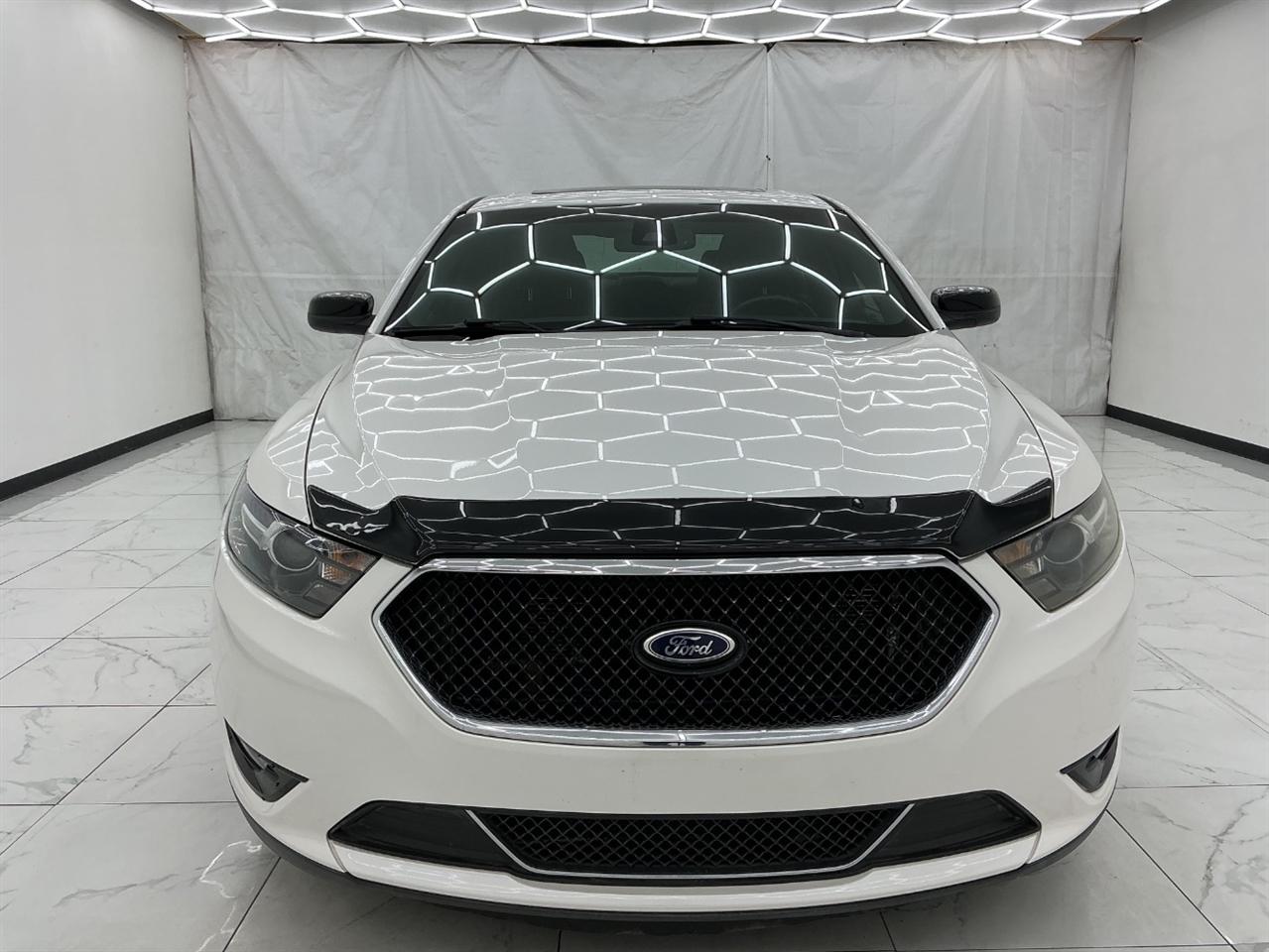Ford Taurus 4dr Sdn SHO AWD 2014
