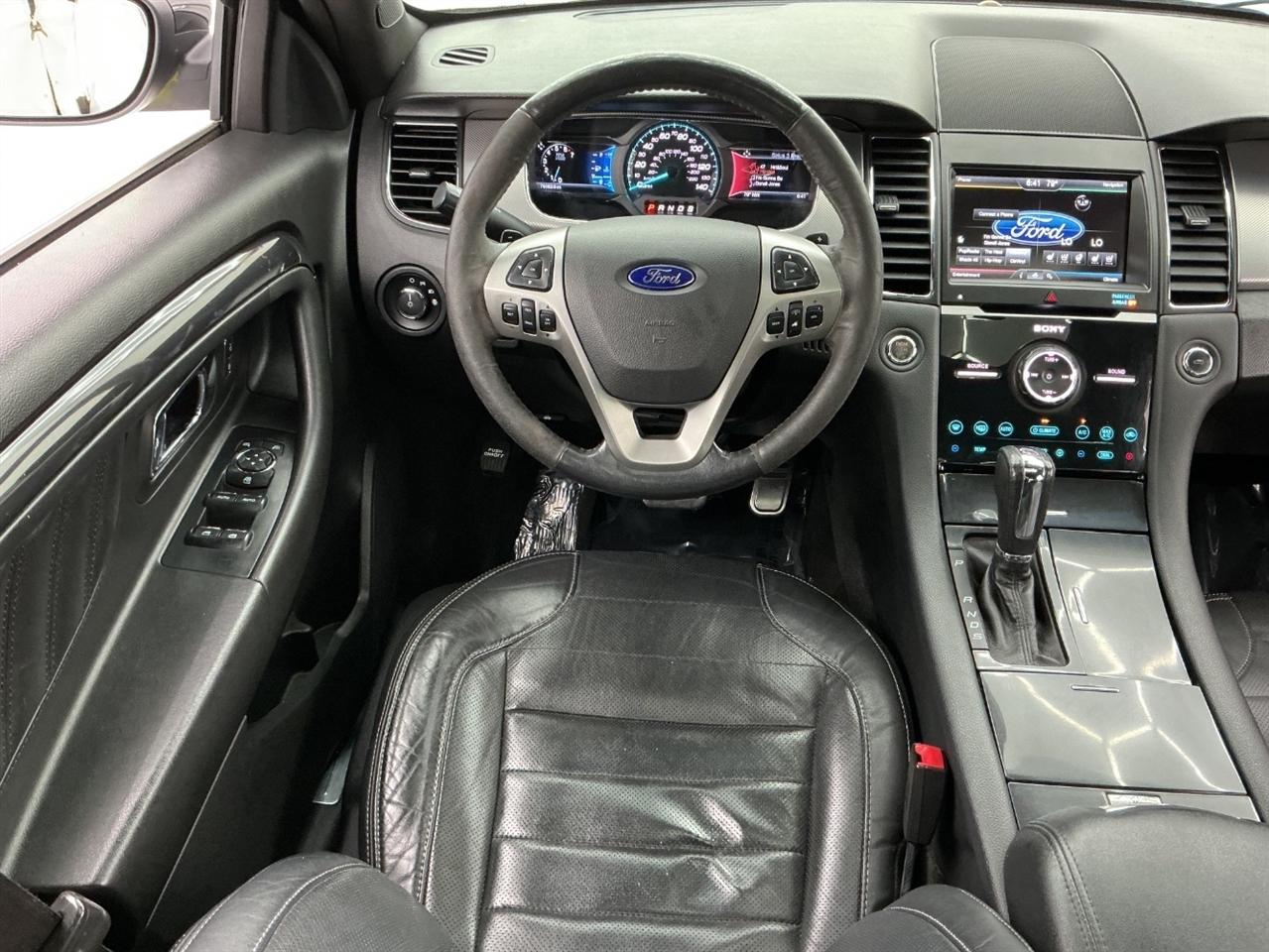 Ford Taurus 4dr Sdn SHO AWD 2014