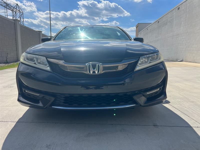 Honda Accord EX-L w/Navigation and Honda Sensing CVT 2017