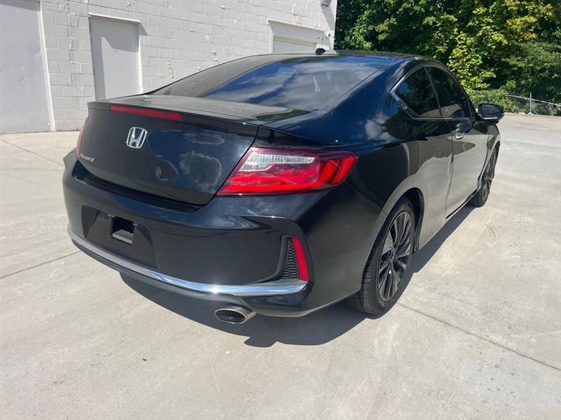 Honda Accord EX-L w/Navigation and Honda Sensing CVT 2017