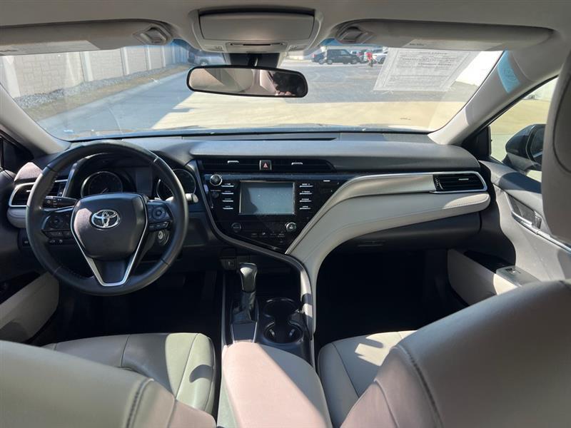 Toyota Camry SE 2018