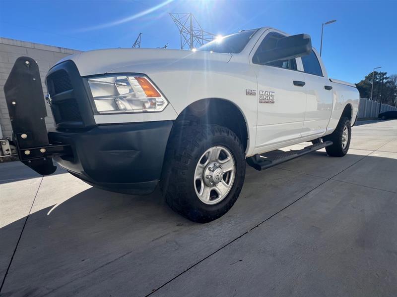 RAM 2500 Tradesman Crew Cab SWB 4WD 2018