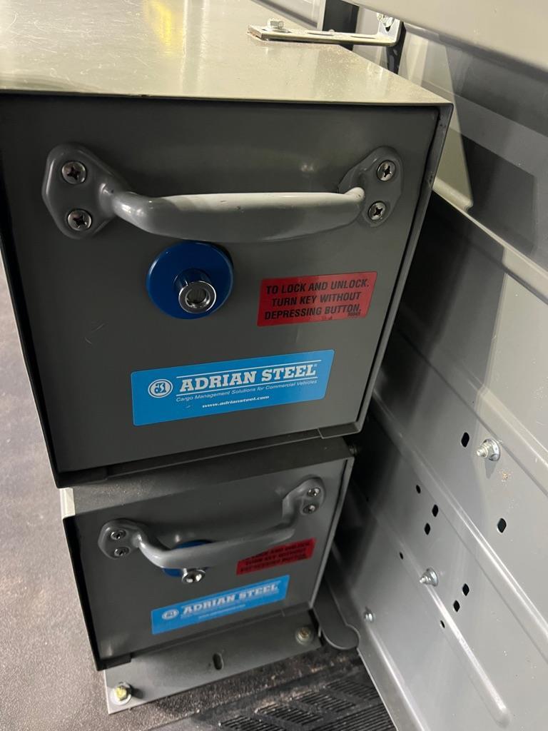 Ford Transit 150 Van Low Roof w/Sliding Pass. 130-in. WB 2018