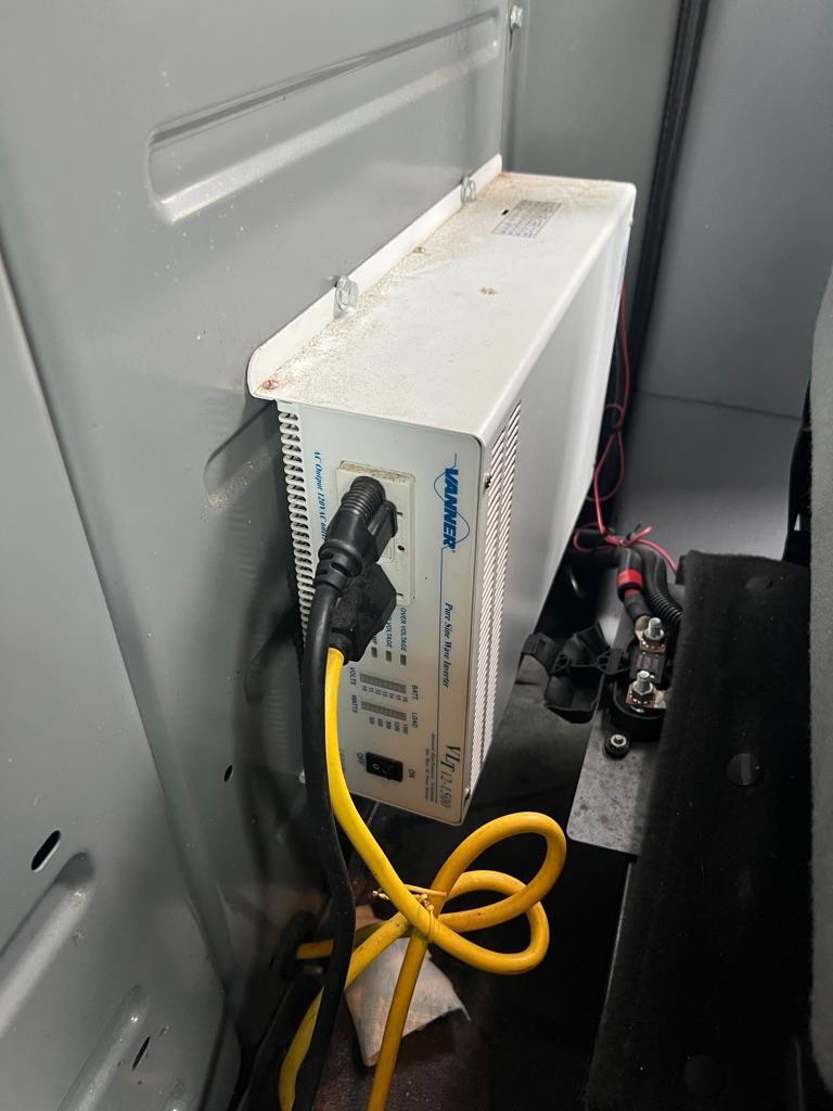 Ford Transit 150 Van Low Roof w/Sliding Pass. 130-in. WB 2018