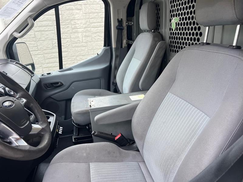 Ford Transit 150 Van Low Roof w/Sliding Pass. 130-in. WB 2018