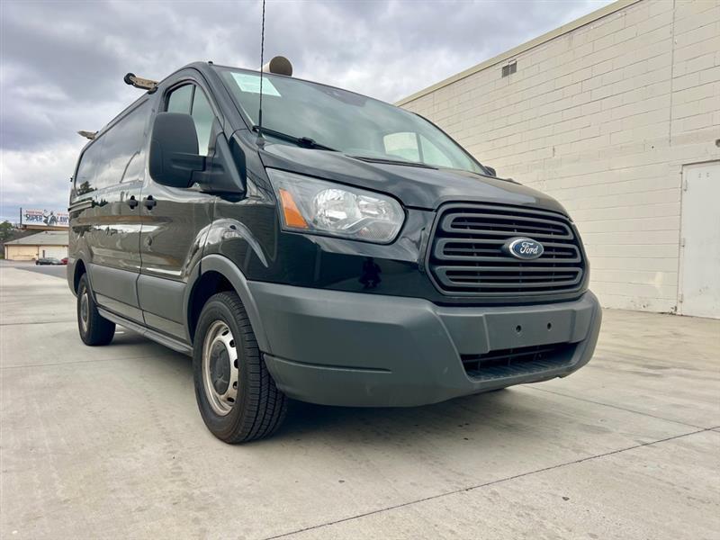 Ford Transit 150 Van Low Roof w/Sliding Pass. 130-in. WB 2018