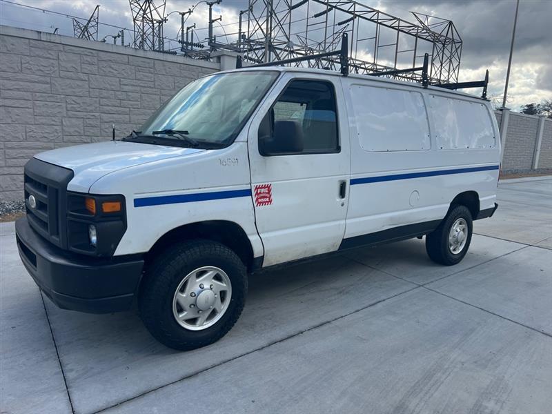 Ford Econoline E-250 2014