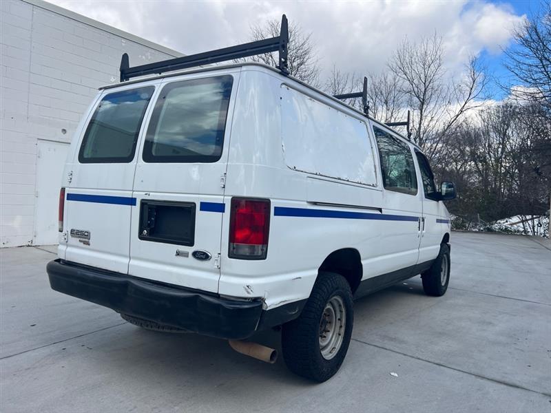 Ford Econoline E-250 2014