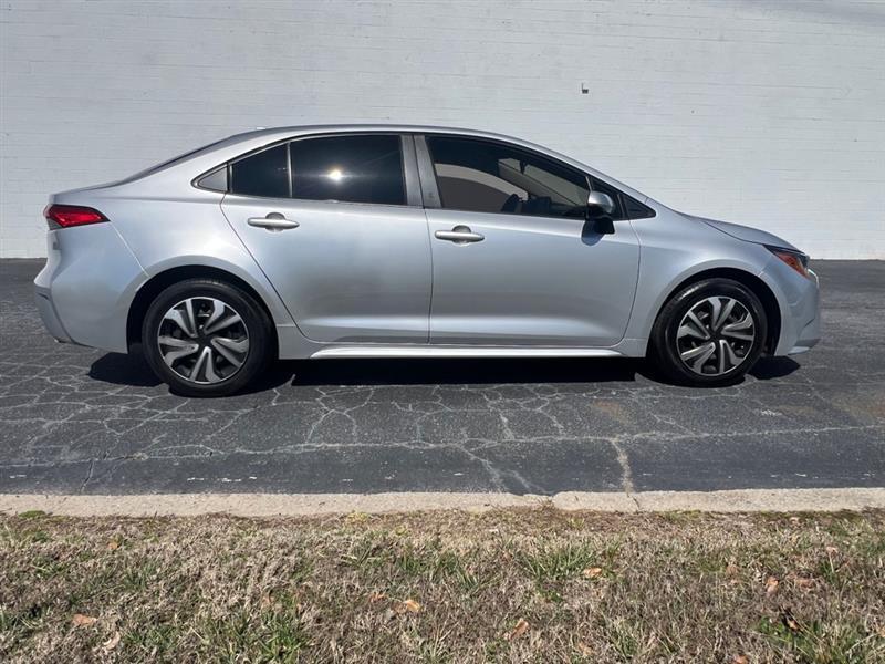 Toyota Corolla LE 2021