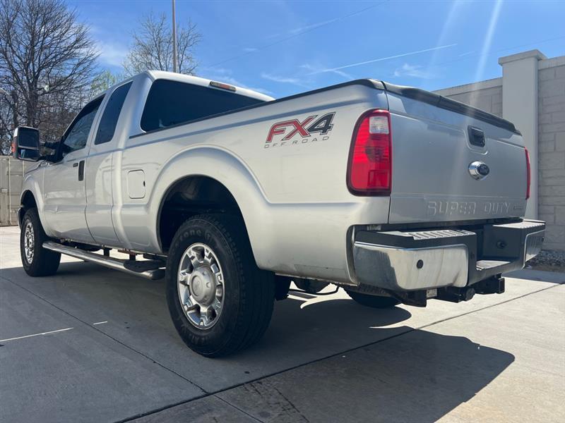 Ford F-250 SD XL SuperCab 4WD 2016