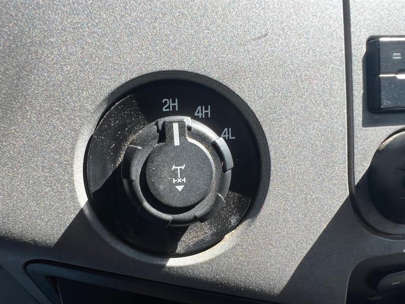 Ford F-250 SD XL SuperCab 4WD 2016