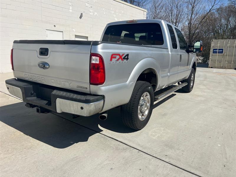 Ford F-250 SD XL SuperCab 4WD 2016