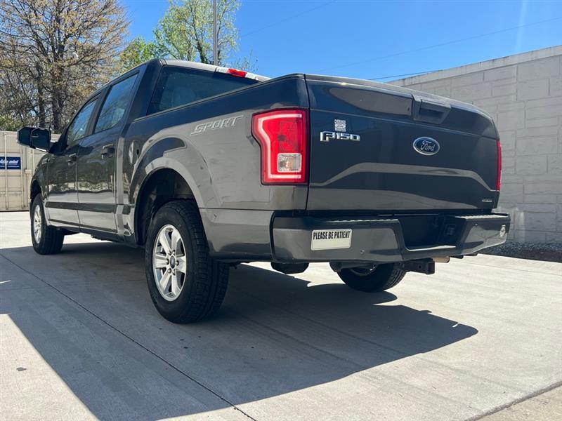 Ford F-150 XL SuperCrew 5.5-ft. Bed 2WD 2015